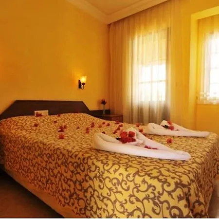 Mavibelce Hotel 2*