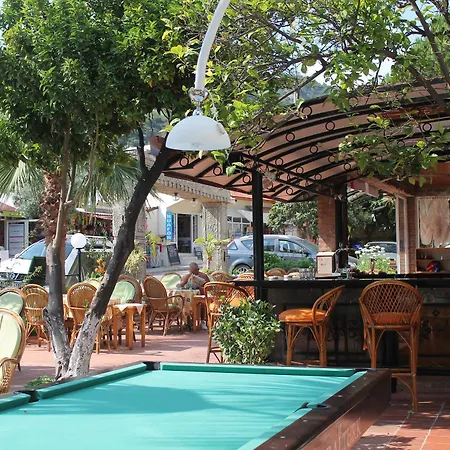 Mavibelce Hotel 2*
